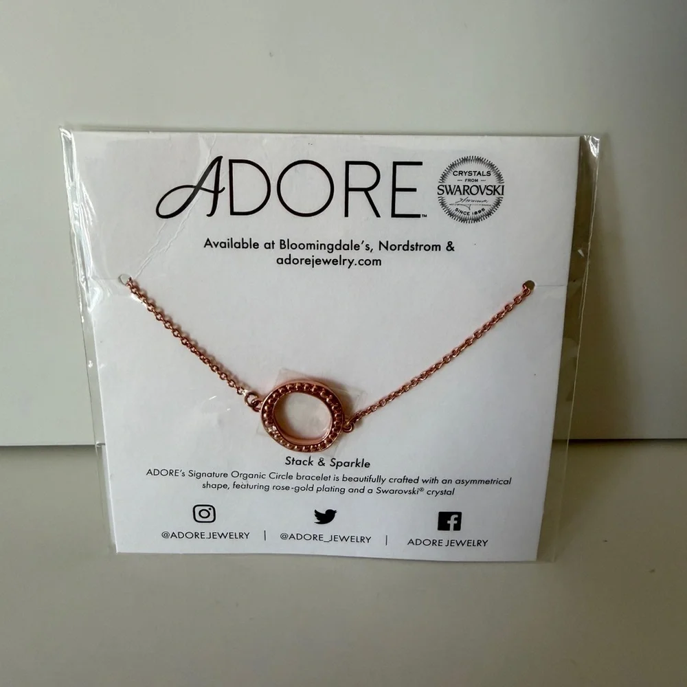 Adore Rose Gold Circle Necklace